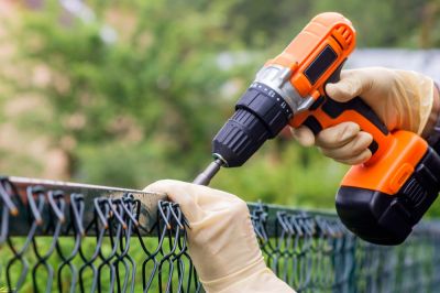 A Chain Link Fence is Easy to Repair!