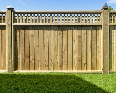 Wood Privacy Fence