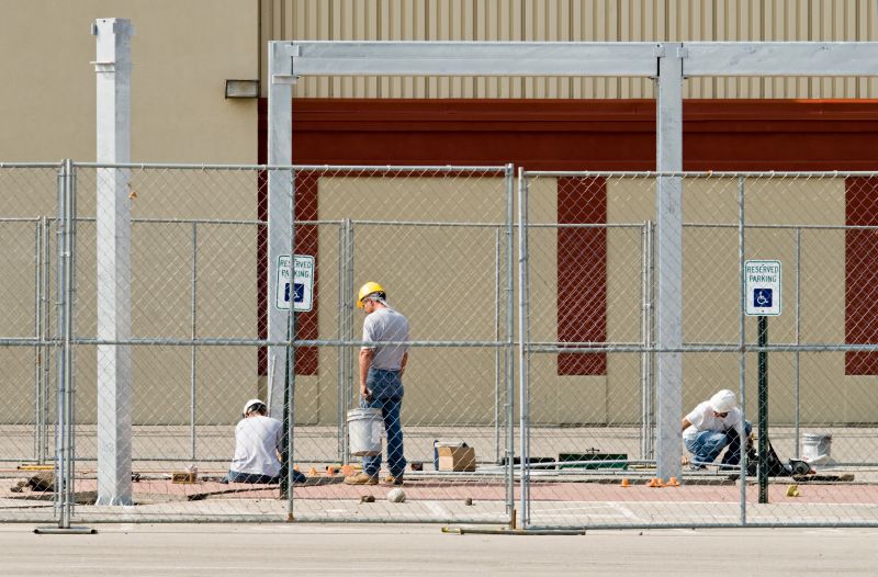 Fence Service Contractors Listing